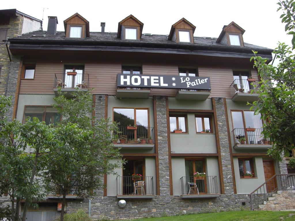 Hotel Lo Paller Valencia D'Aneu Екстер'єр фото